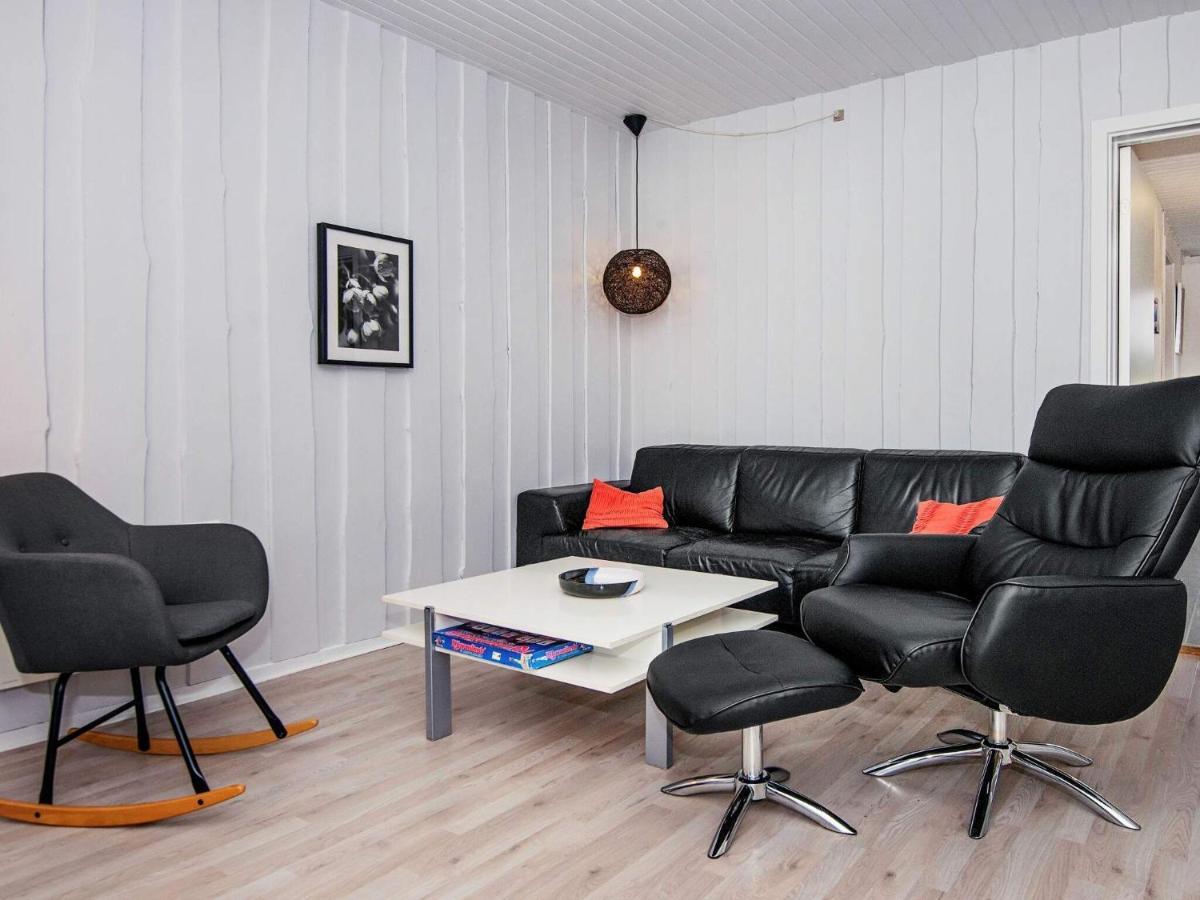 4 Person Holiday Home In R M Rømø Kirkeby Exteriör bild