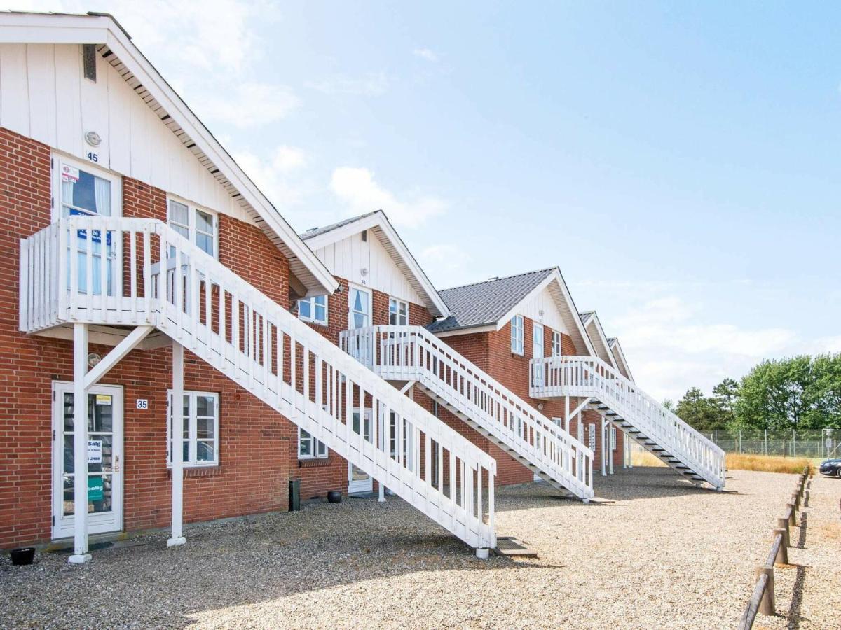 4 Person Holiday Home In R M Rømø Kirkeby Exteriör bild